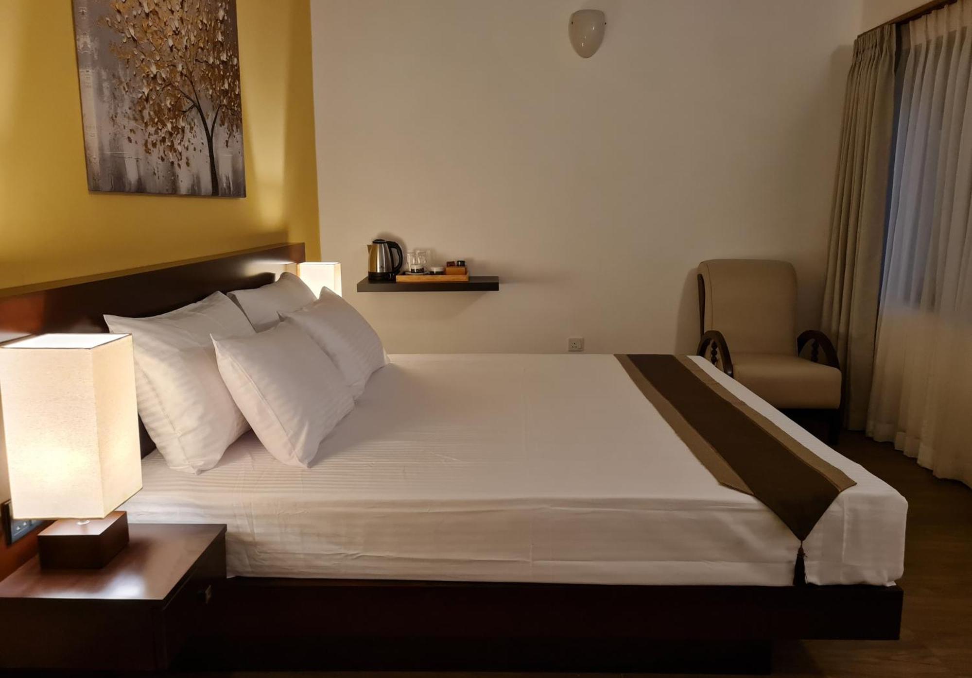 City Oasis 66 Negombo Luaran gambar
