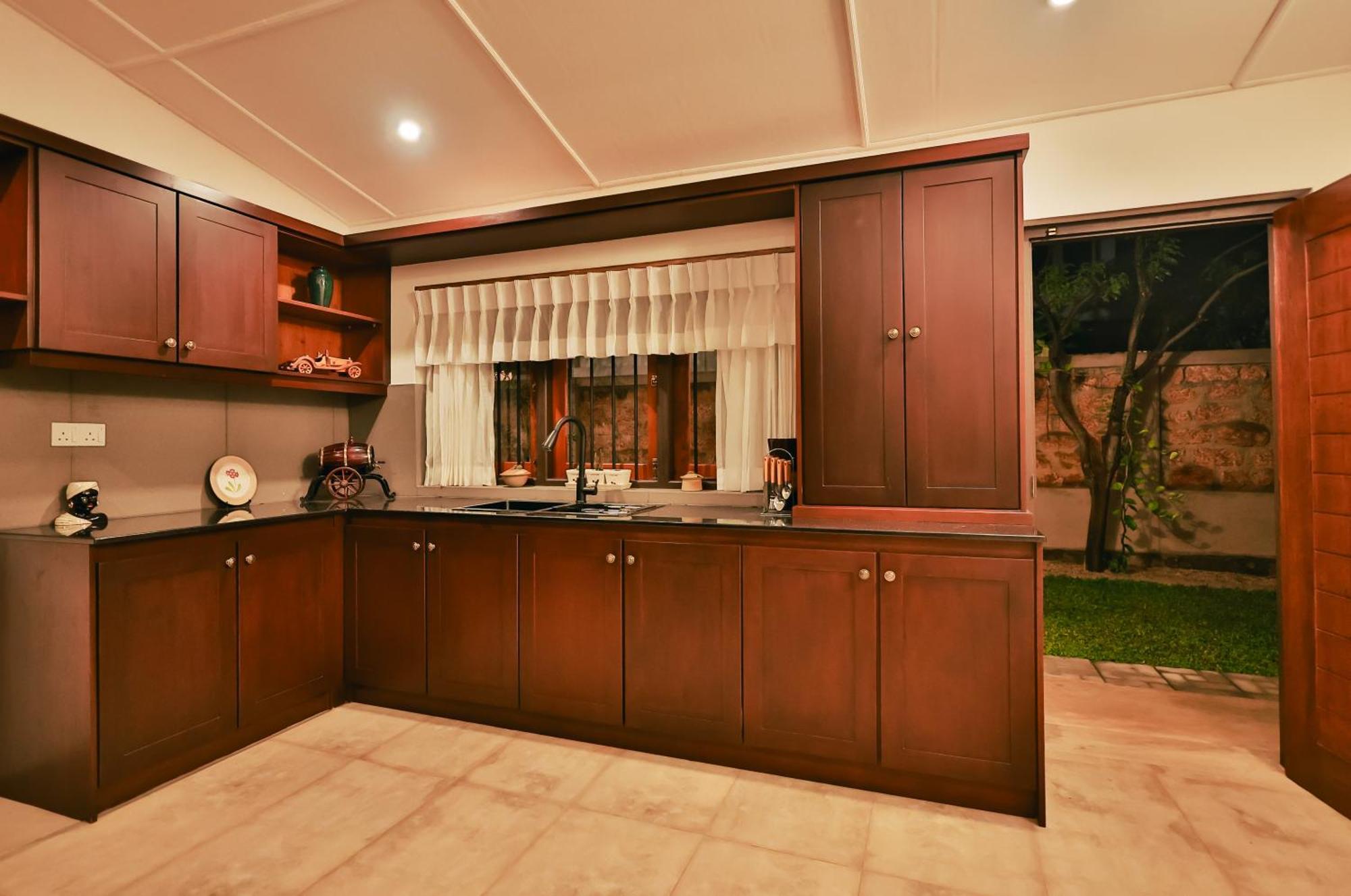 City Oasis 66 Negombo Luaran gambar
